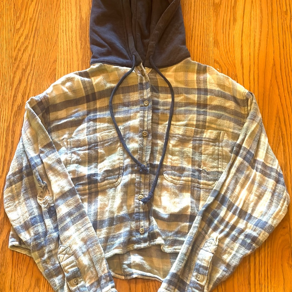 American Eagle Cropped Flannel Hooded Sweatshirt